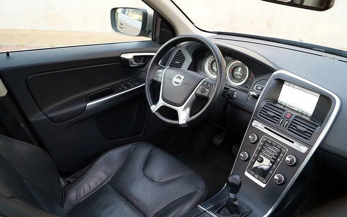 Volvo XC 60 cena 54999 przebieg: 156300, rok produkcji 2012 z Starachowice małe 781